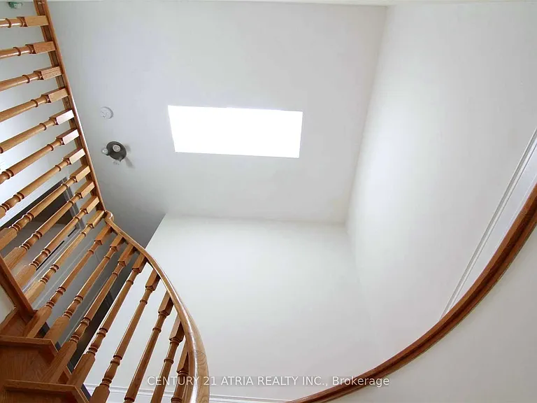 40 Alanbull Sq — Photo 10