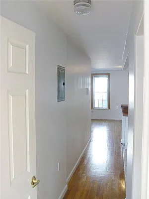 Rented by Voro NYC | media 40