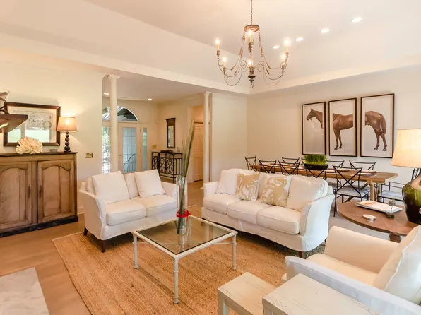 297 Surfsong Rd, Johns Island, SC 29455