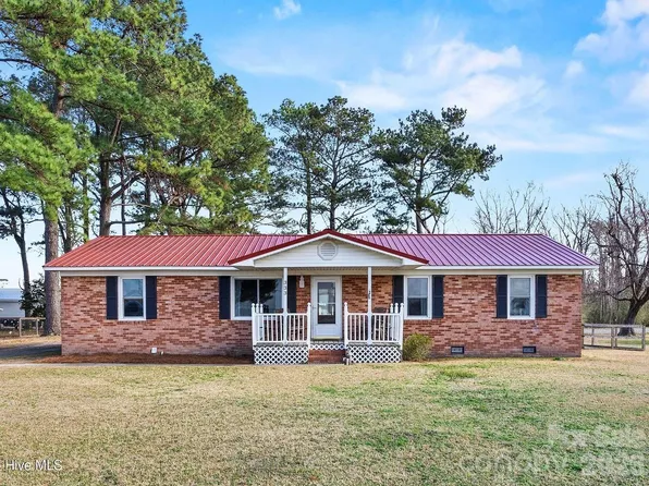 333 Lyman Rd, Beulaville, NC 28518