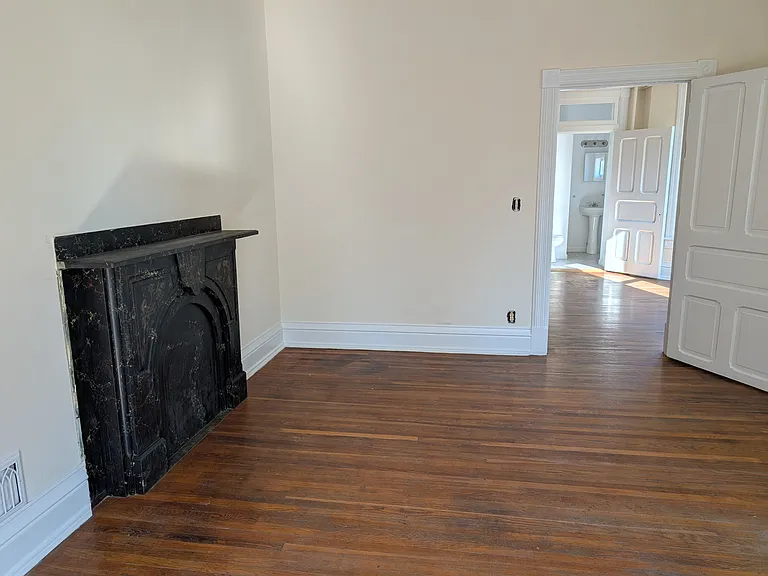 3 Union St E #1B — Photo 14