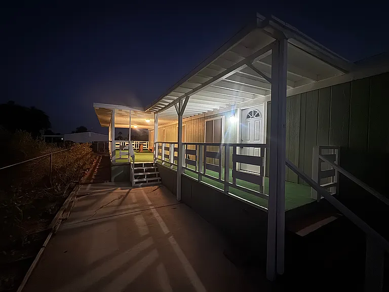 546 Roadrunner Dr — Photo 5