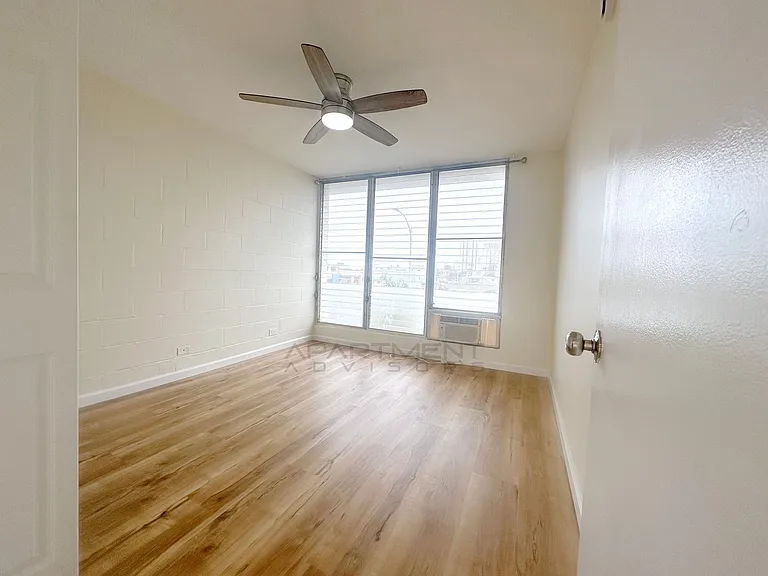 3340 Campbell Ave #307 — Photo 4