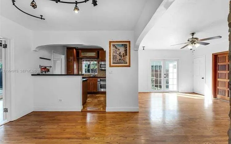 280 Mulberry St — Photo 5