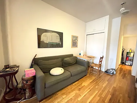 Rented by Best Apartments North Inc | media 19