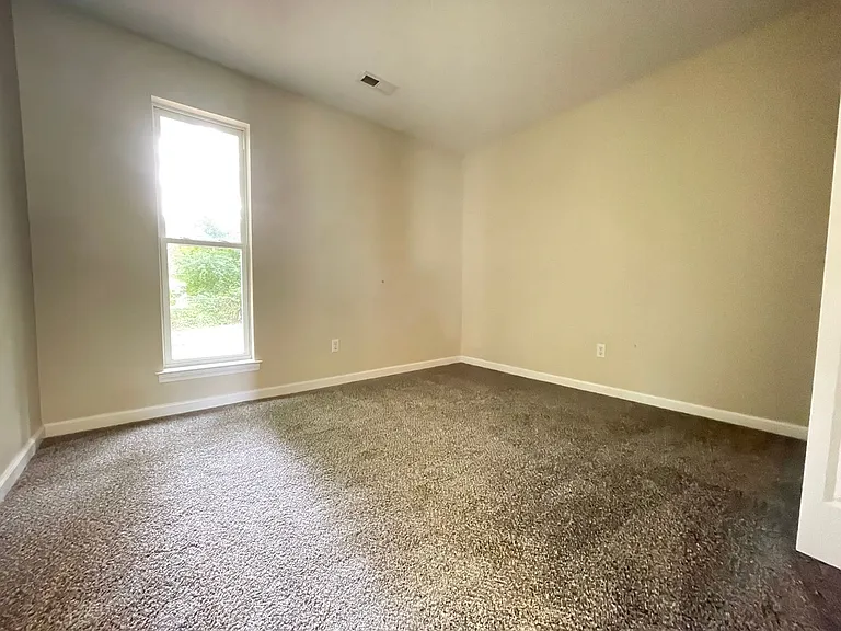 17 Lakewood Ct — Photo 11