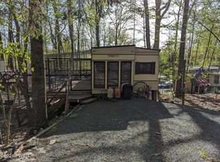 122 Antler Ln, Milford, PA 18337