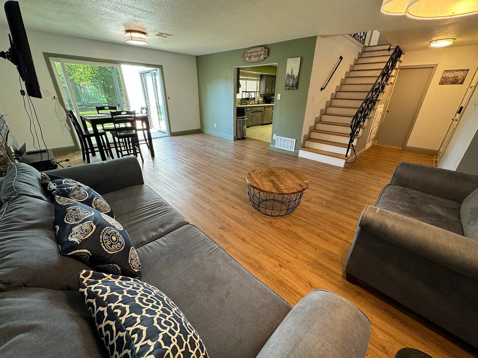 4 bed, 1400 sqft, $950 — Photo 4