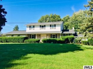 5752 Reynolds Rd, Jackson, MI 49201