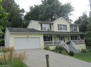 5657 Alder Dr NE, Thornville, OH 43076