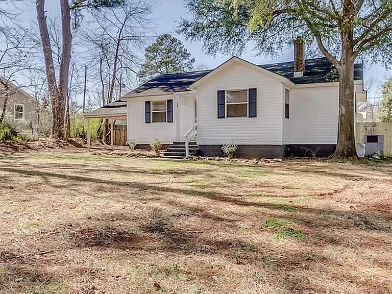 13 Circlewood — Photo 1