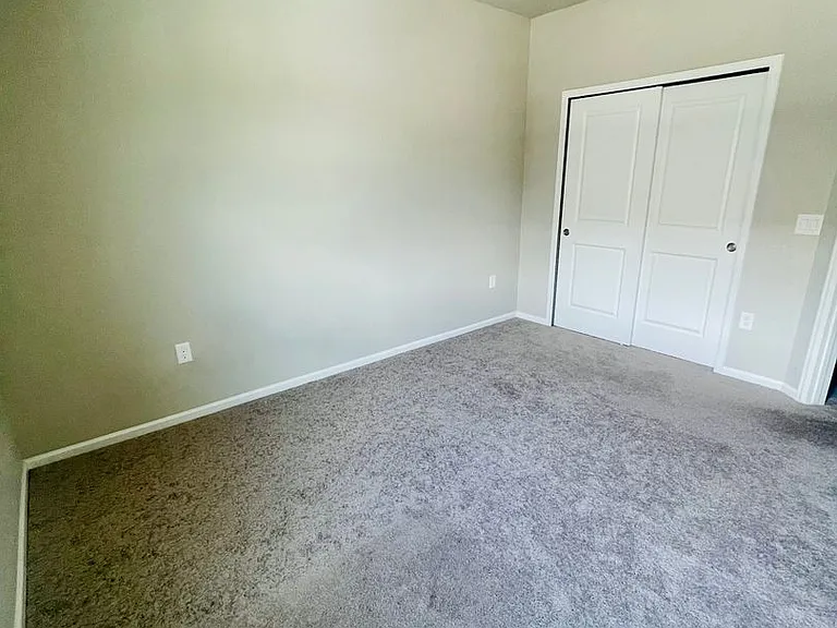 9829 Paluxy Hts — Photo 14