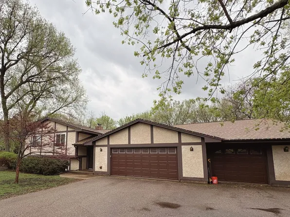 3920 Glendale Dr, Excelsior, MN 55331