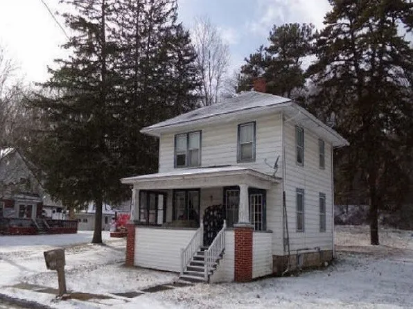 717 S Main St, Knox, PA 16232