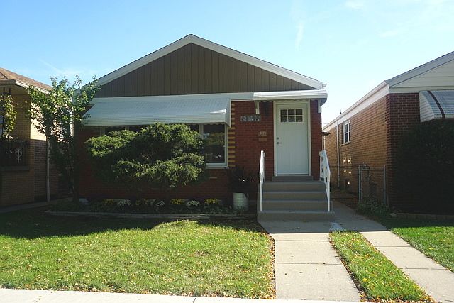 1st image of 4825 S Leclaire Ave