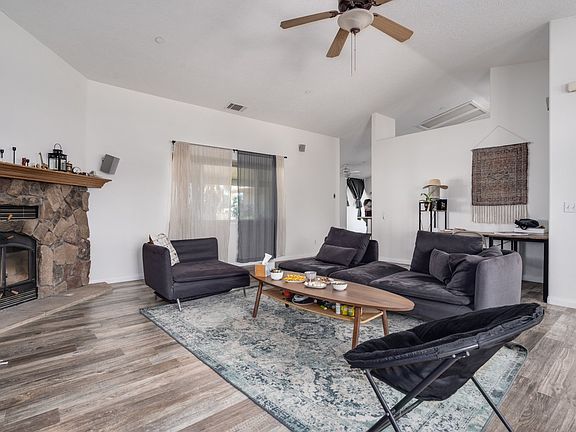 3rd image of 8809 Wolf Dr