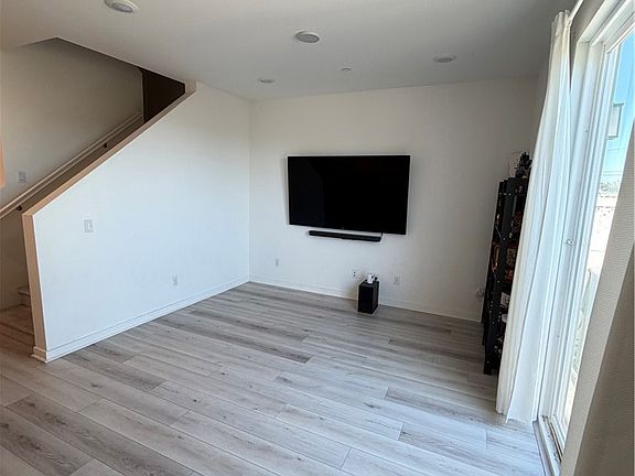 5th image of 1364 Anise Way