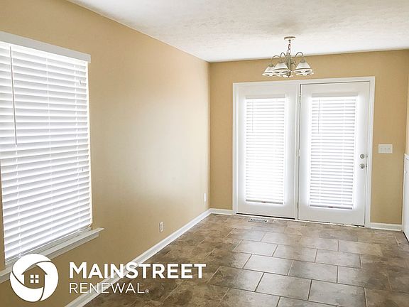 3rd image of 544 Stonetrace Dr