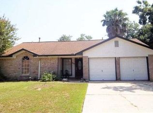 1228 Clover Dr, Angleton, TX 77515