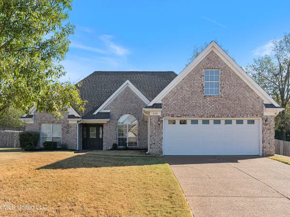 806 Saddle Creek Cv, Hernando, MS 38632