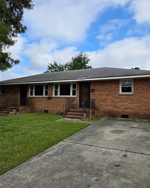 1st image of 1207 Freeman Ave