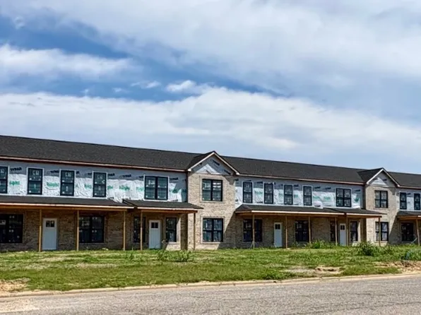 303 S 7th St, Tell City, IN 47586