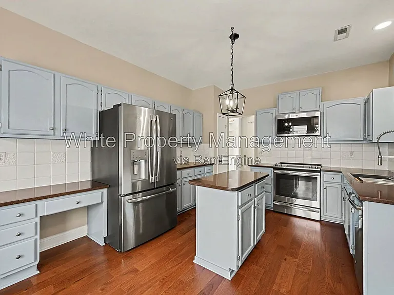 9201 Hanworth Trace Dr — Photo 6