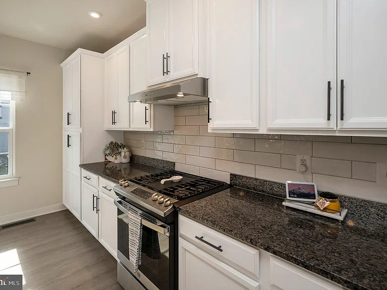 5432 Holley Oak Ln — Photo 29