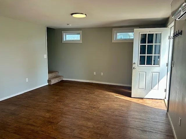 190 Hall Ave — Photo 5