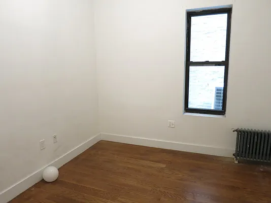 Rented by Bohemia Realty Group | media 18