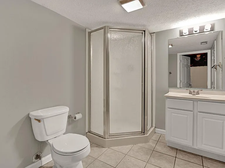 4302 Cornelius Ave — Photo 15