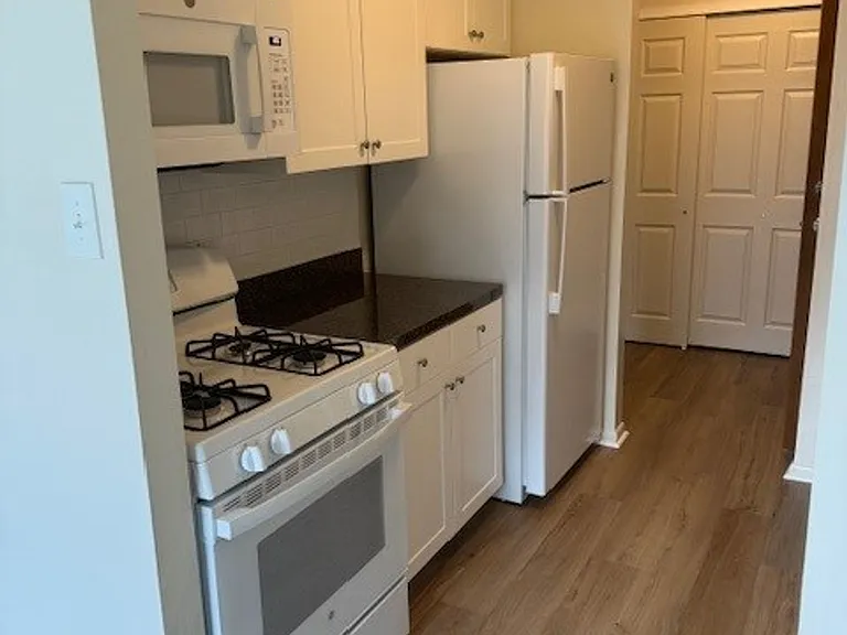 2132 Pennsylvania Ave — Photo 24