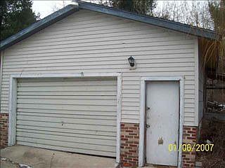 2nd image of 710 Lincoln St