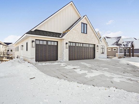 3rd image of 1102 Winn Drive