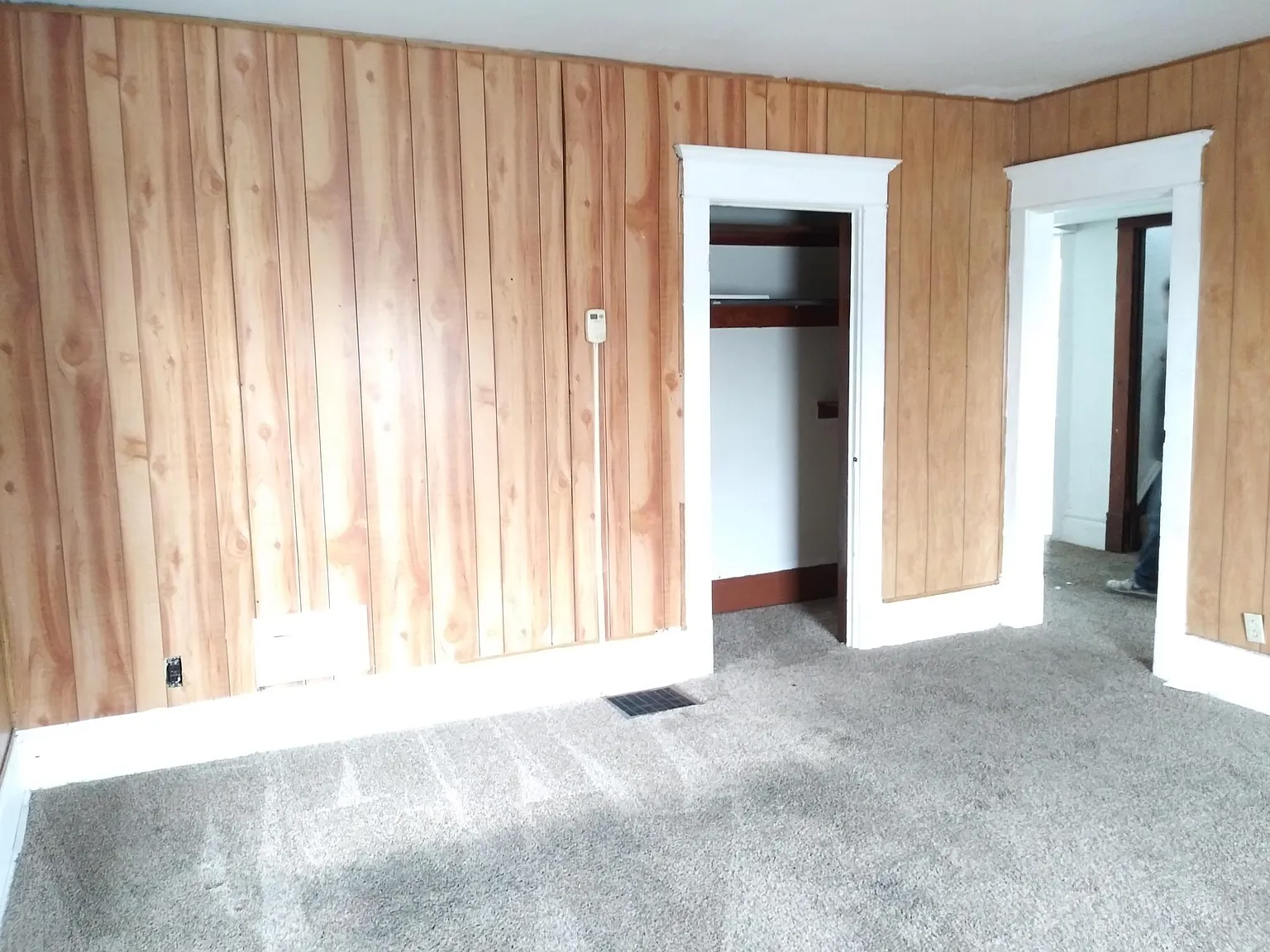 2 bed, 900 sqft, $750 — Photo 2