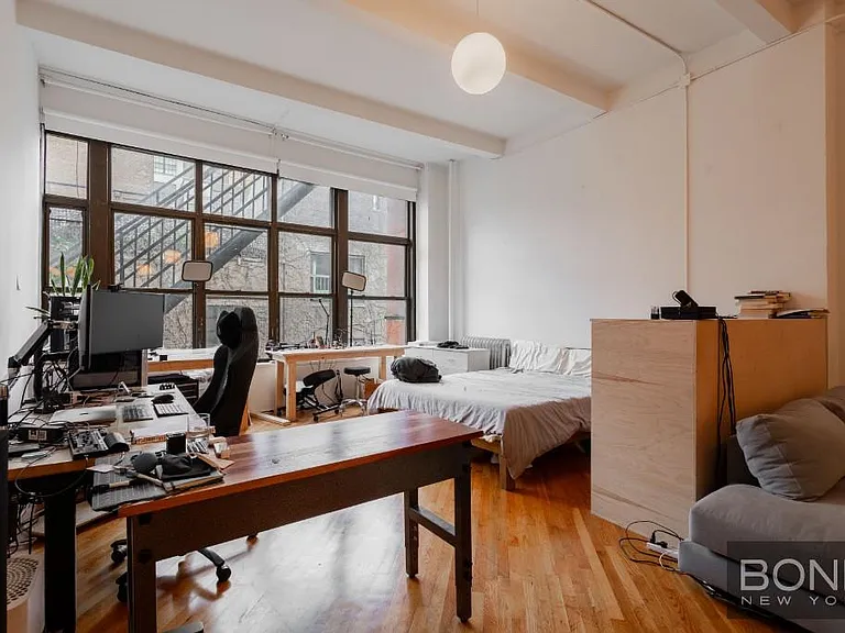 810 Broadway #5-R — Photo 3