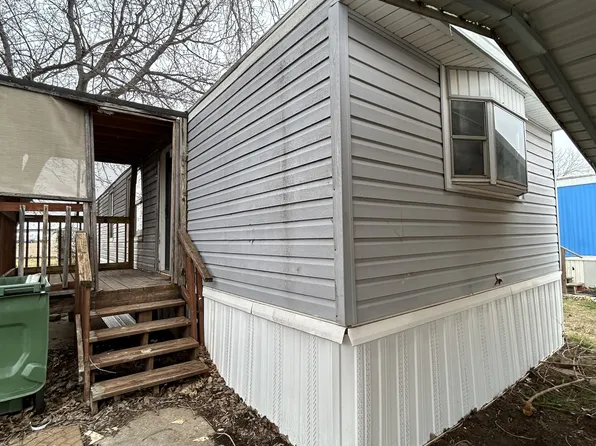 400 S Ranchwood Blvd Trailer 84, Yukon, OK 73099