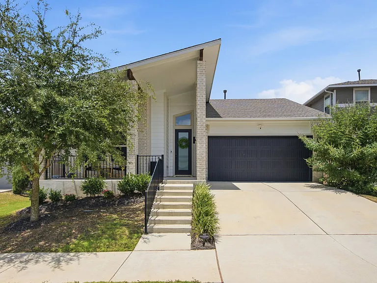 7712 Ellas Inlet Dr — Photo 2