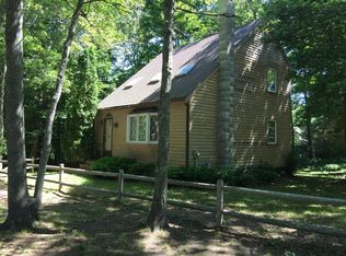 25 Deerfield Rd, Mashpee, MA 02649