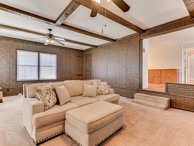 2705 Bolling Rd — Photo 26