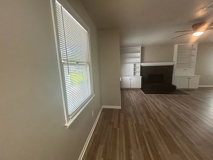 19 Woodpond Ct — Photo 3
