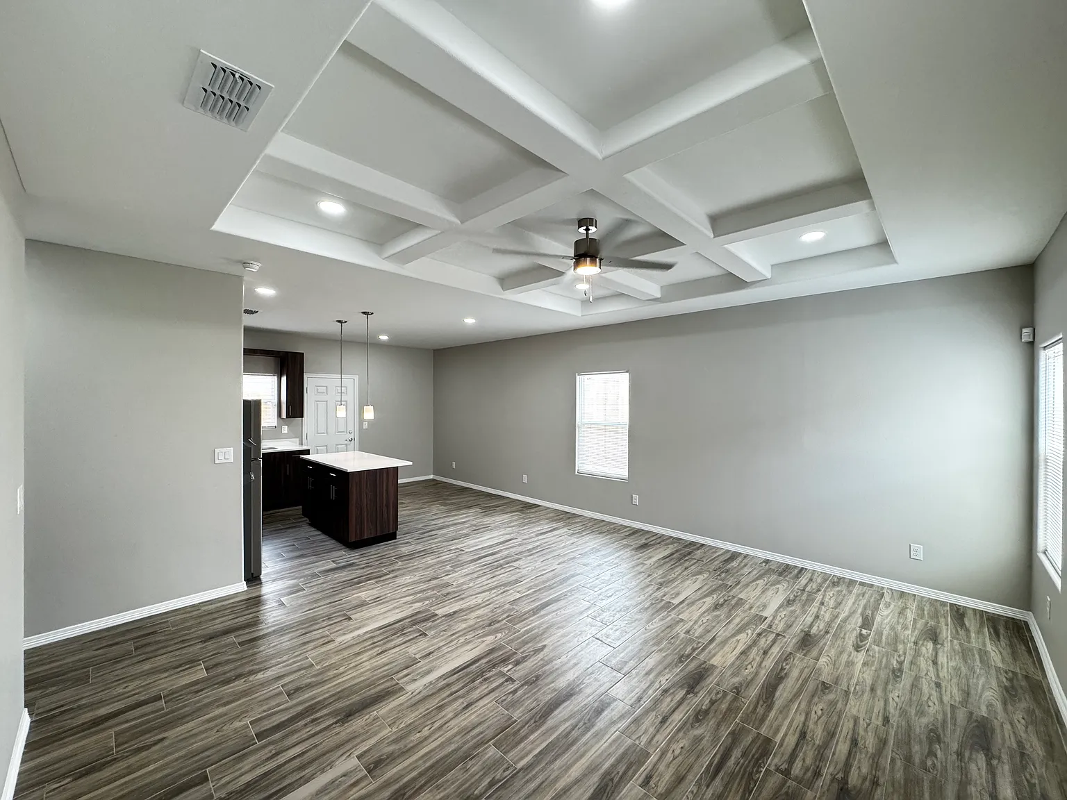3 bed, 1148 sqft, $1,395 — Photo 4