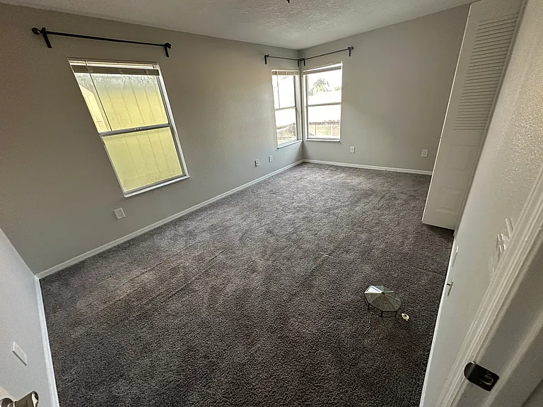 3206 Parkside Ct — Photo 16