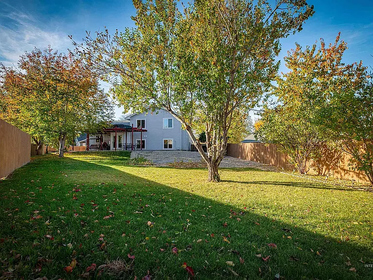 1473 E Drucker St — Photo 28