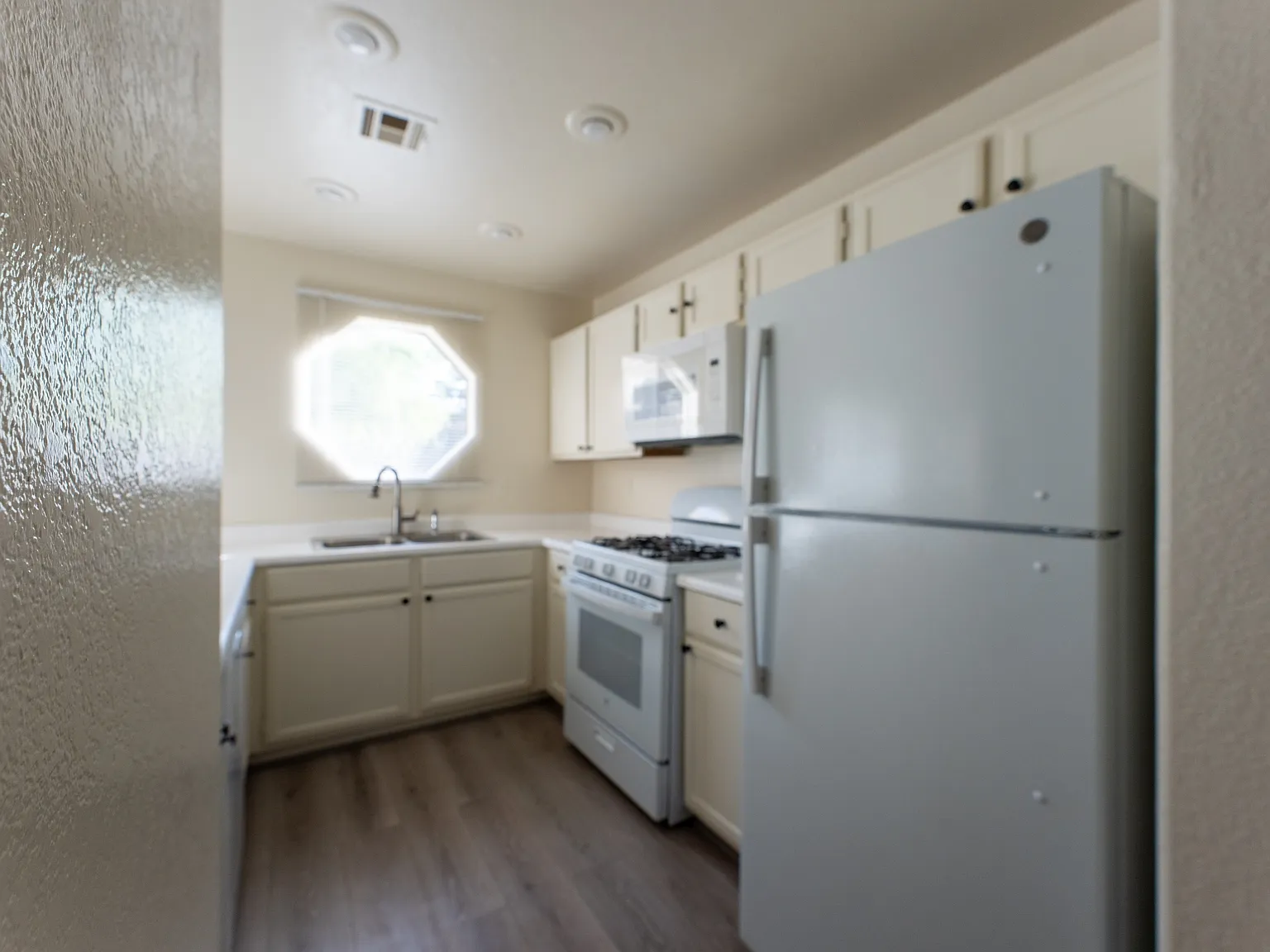 5064 South Rainbow Boulevard #101 - 1 — Photo 4