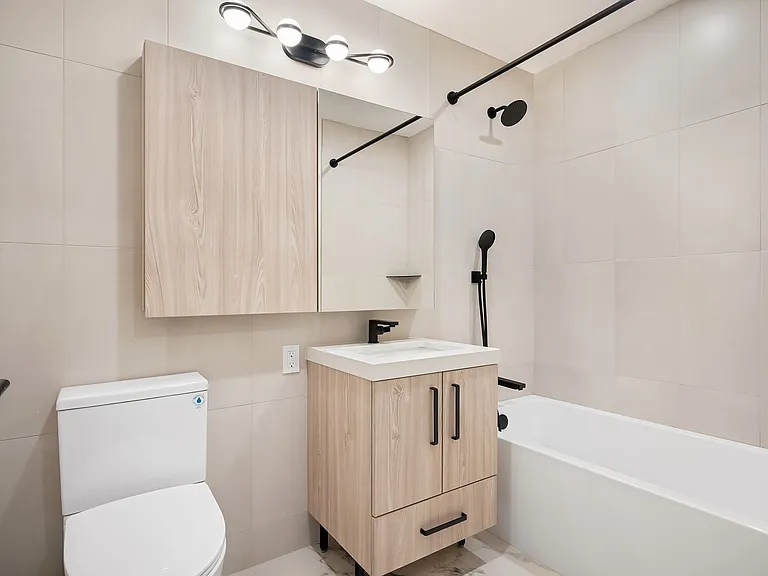 75 Dupont St #337 — Photo 8