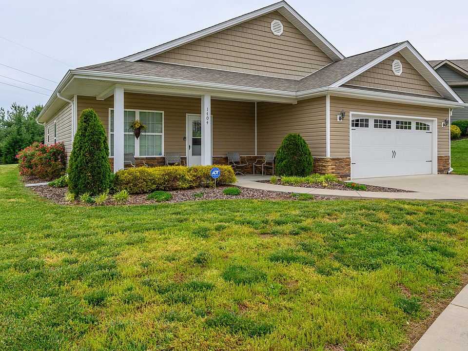 1st image of 1404 Chancery Ln