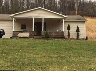 548 Charlottes Way, Buckhannon, WV 26201