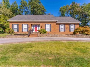 3824 Eastbrooke Dr, Evansville, IN 47711