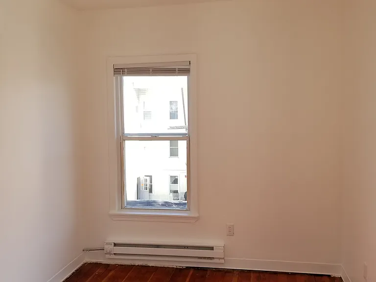  583 Willow St 2F AllNew 2ndFlr 2B/1B Granite Hardwoods PetsOK Prkg — Photo 18